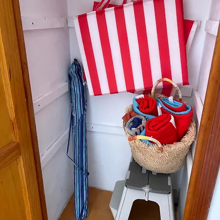 La Casita De La Piscina アパート
