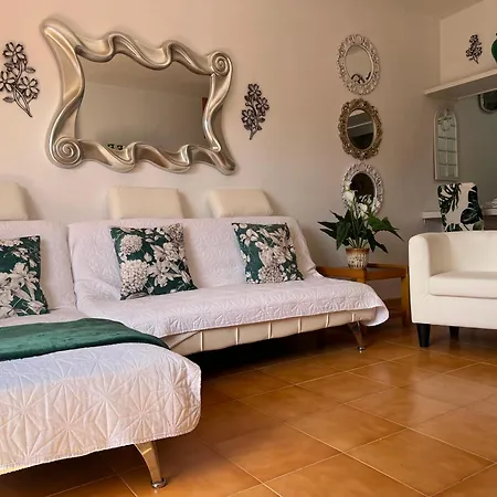 La Casita De La Piscina * アデヘ