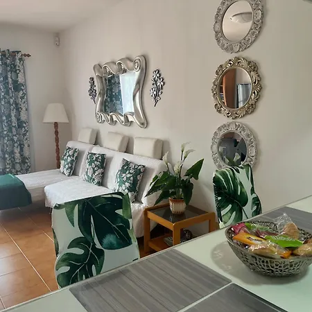 La Casita De La Piscina * アデヘ