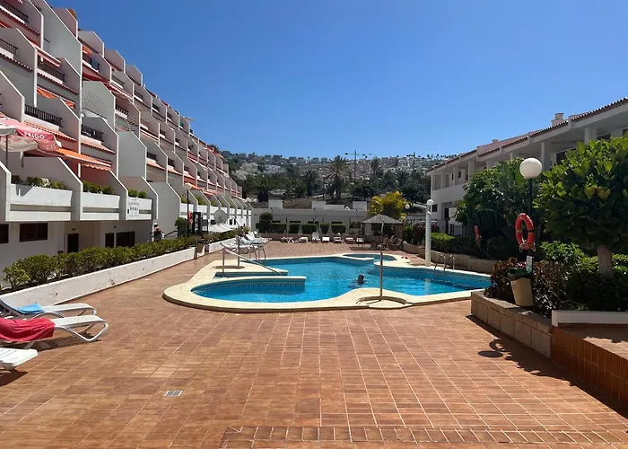 La Casita De La Piscina 아데제