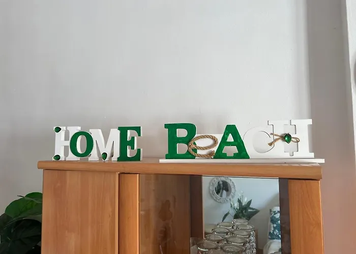 La Casita De La Piscina * 아데제