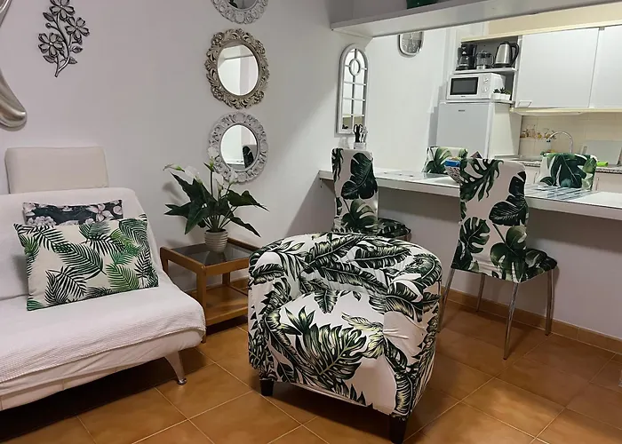 아파트 La Casita De La Piscina 아데제
