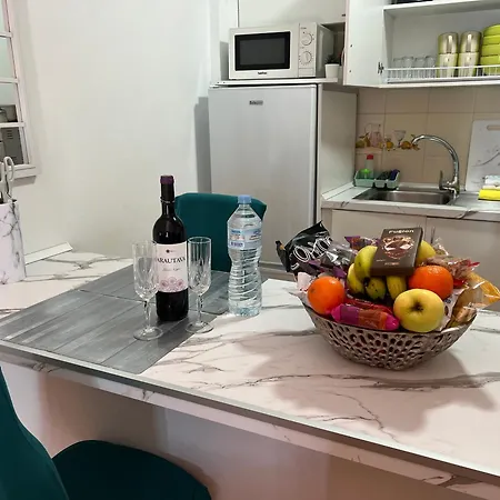 Apartament La Casita De La Piscina