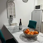 La Casita De La Piscina アデヘ